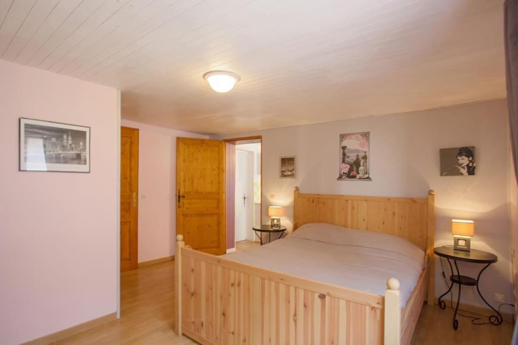 Appartement En Rez De Jardin Et Terrasse Ds Villa Hyères Extérieur photo