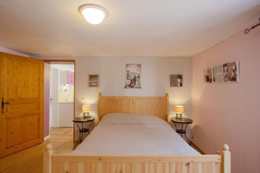 Appartement En Rez De Jardin Et Terrasse Ds Villa Hyères Extérieur photo